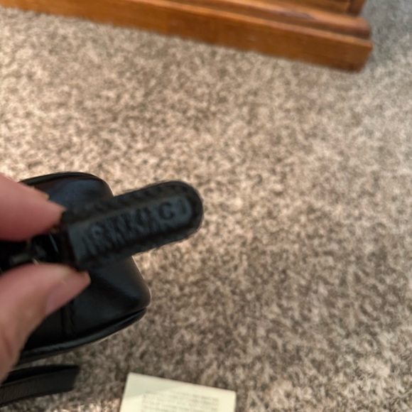 Gucci Black Clutch Vintage Or Men’s or Women’s Toiletry Bag - Red Inside - Picture 15 of 16